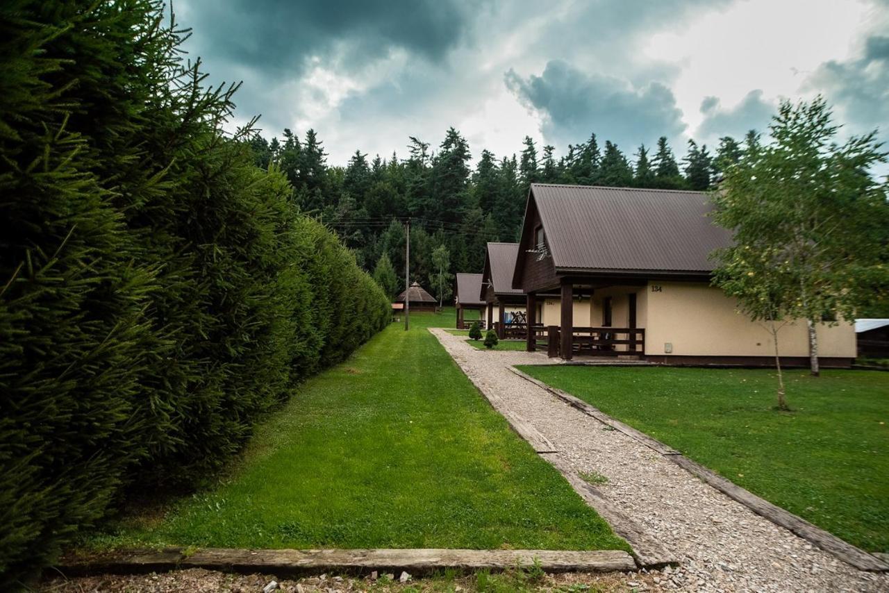 Domki Pod Lasem Lesko Kültér fotó